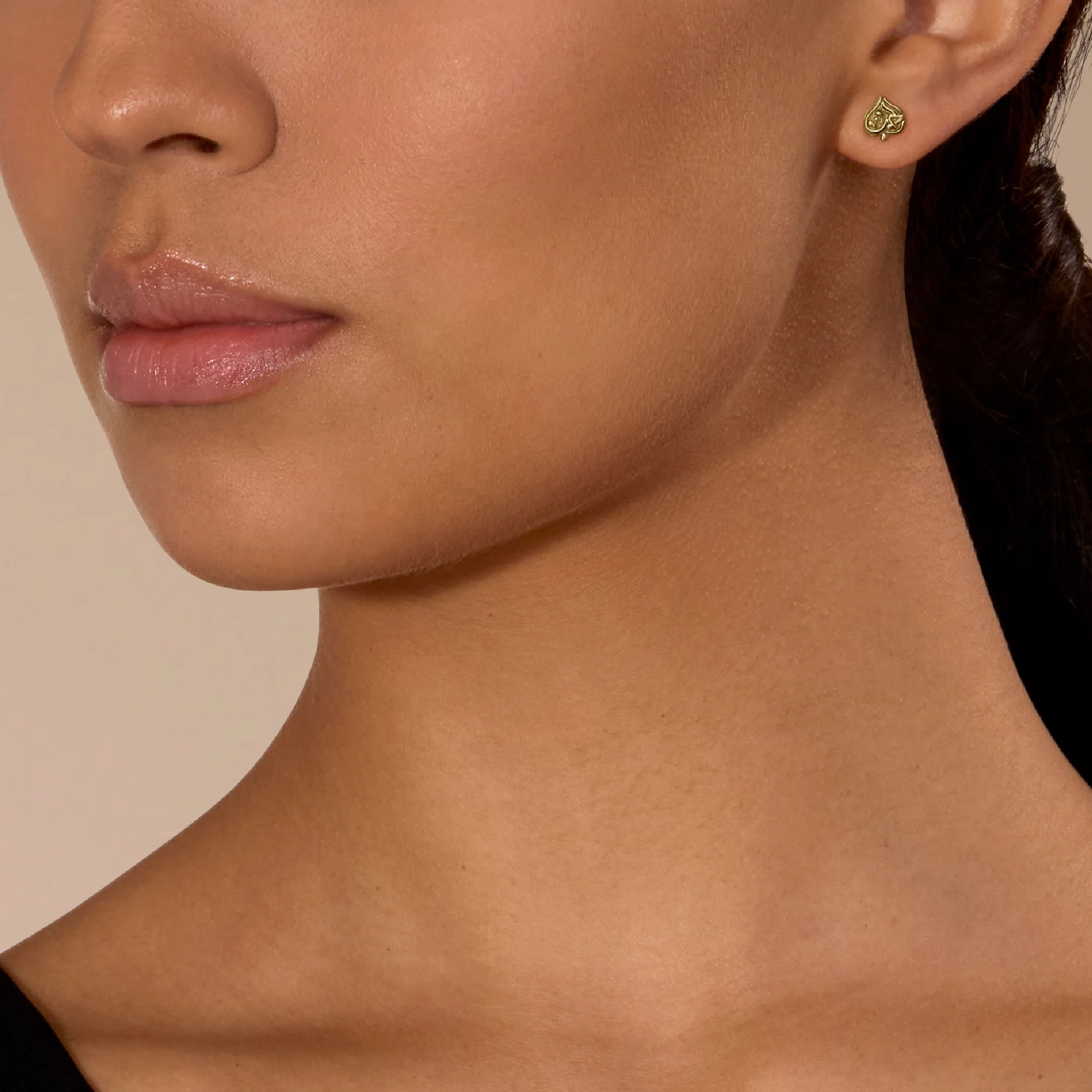 Love Stud Earring - Image 2